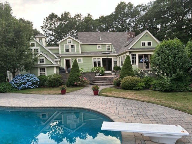 22 Hunters Road Boxford, MA 01921 - Photo 2 of 29