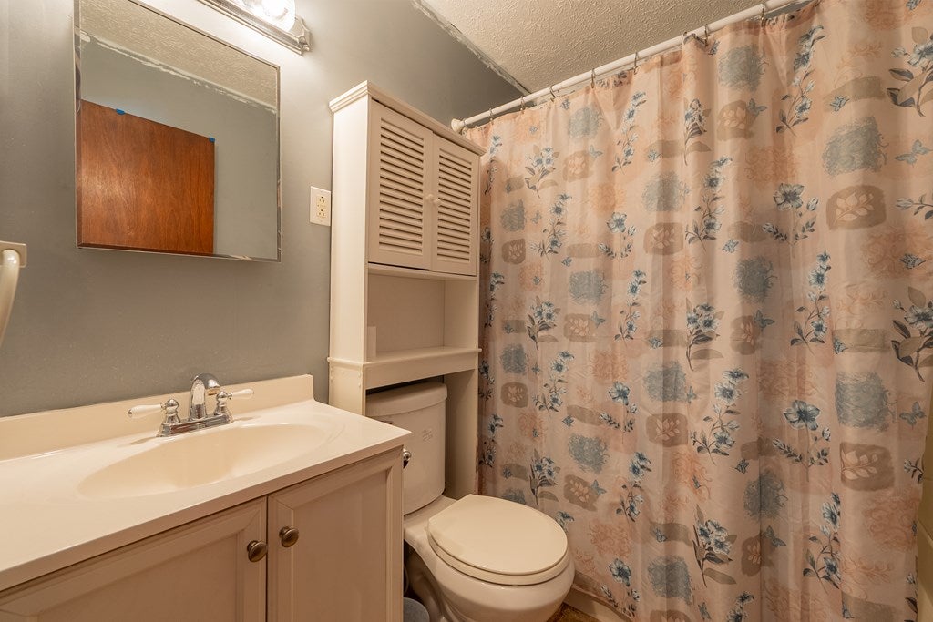 558 Brown Town Road Max Meadows, VA 24360 - Photo 16 of 46 Gallery Image 16