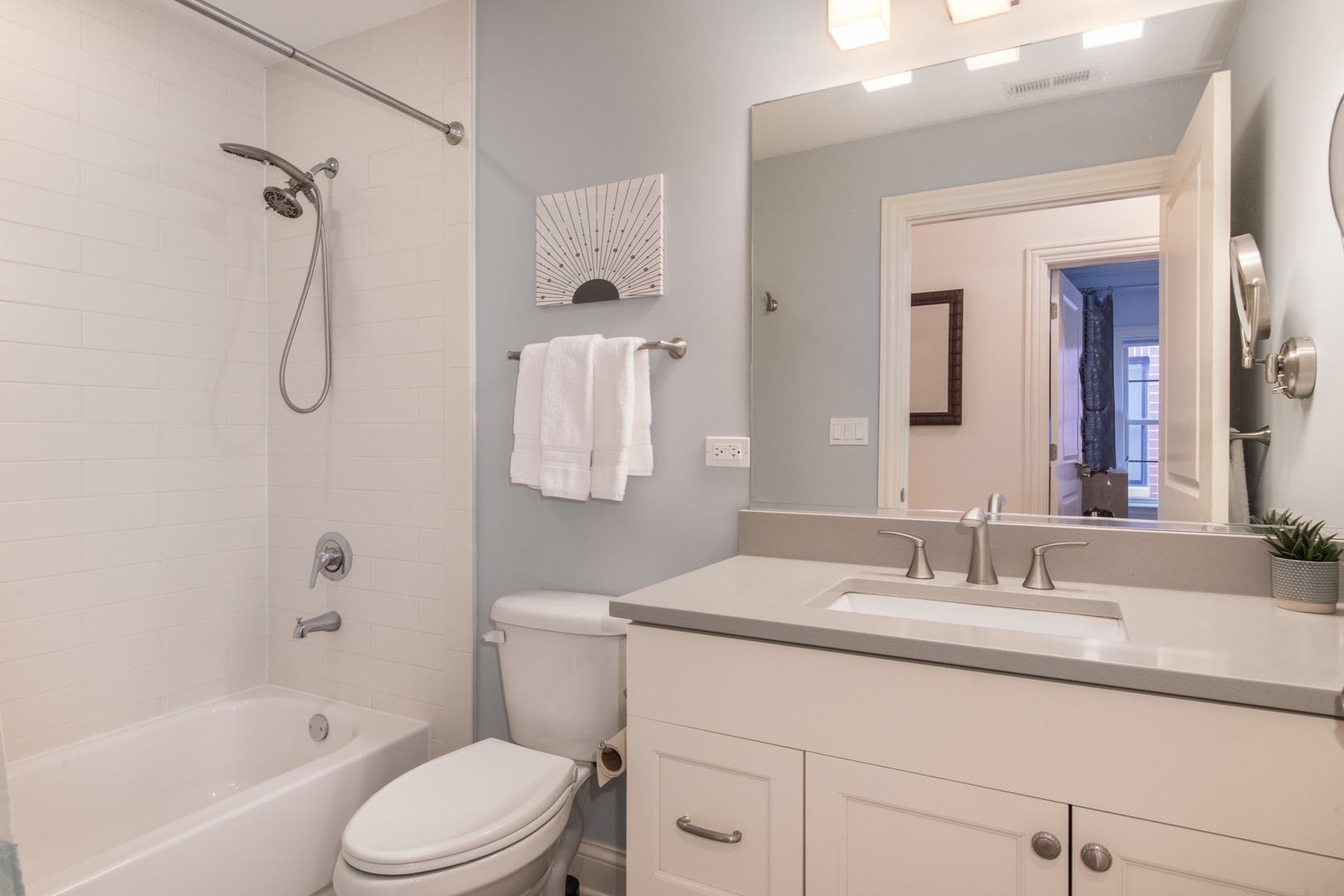 20 South Fairview Avenue, Unit 4N Park Ridge, IL 60068 - Photo 29 of 40 Gallery Image 29