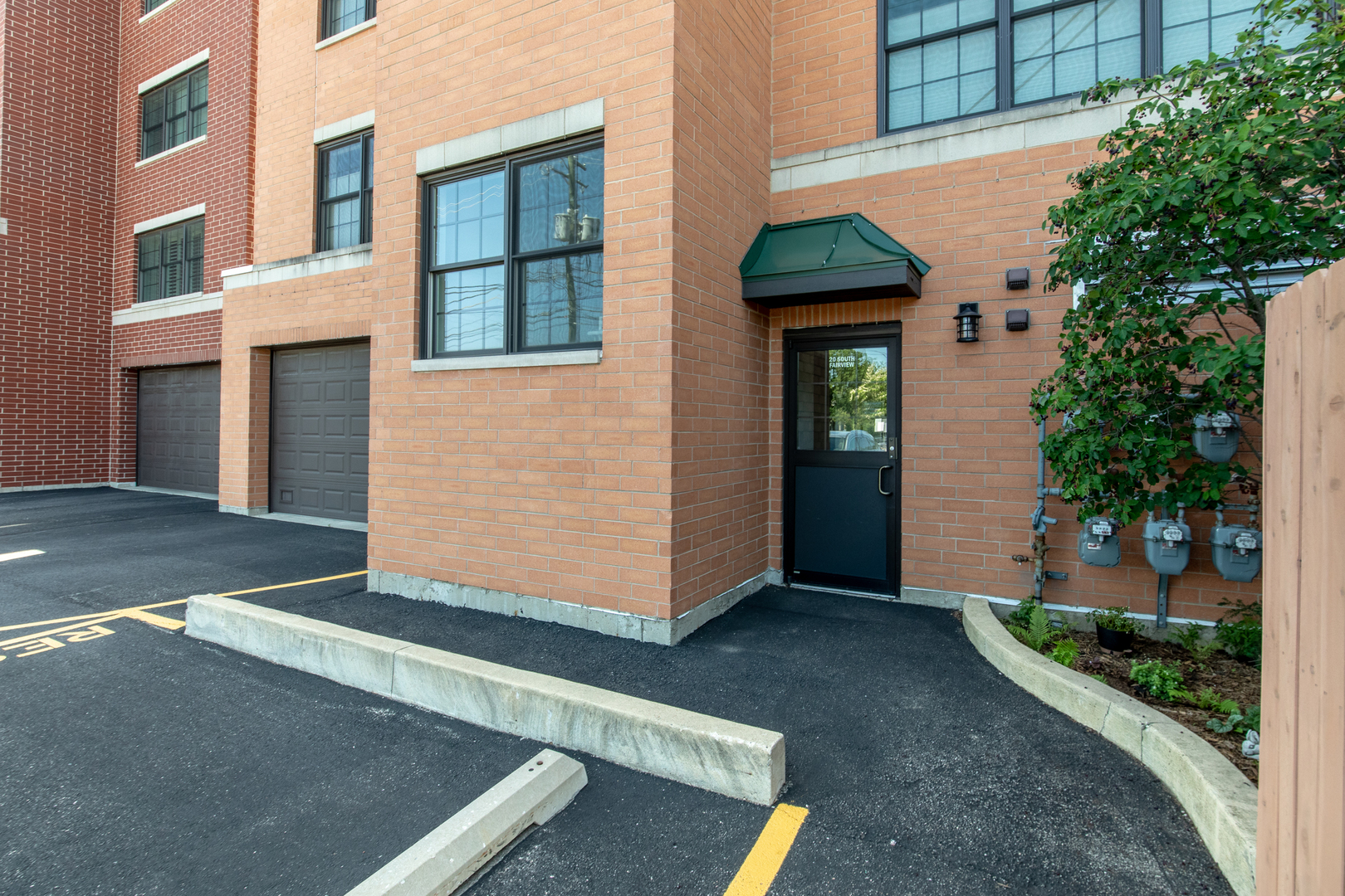 20 South Fairview Avenue, Unit 4N Park Ridge, IL 60068 - Photo 33 of 40 Gallery Image 33