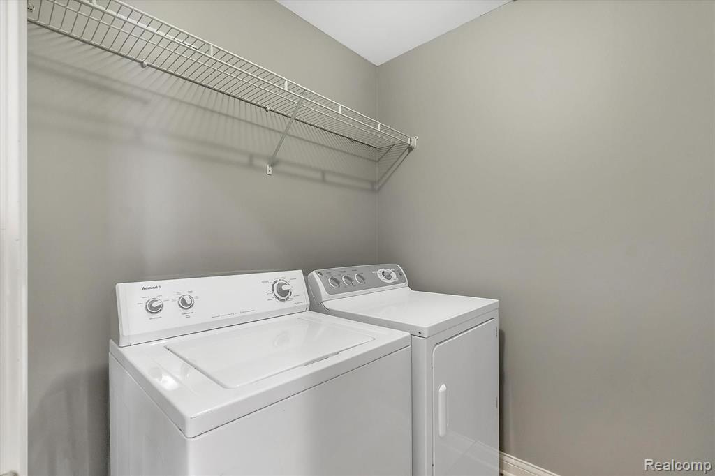1611 Town Commons Drive Howell, MI 48855 - Photo 24 of 37