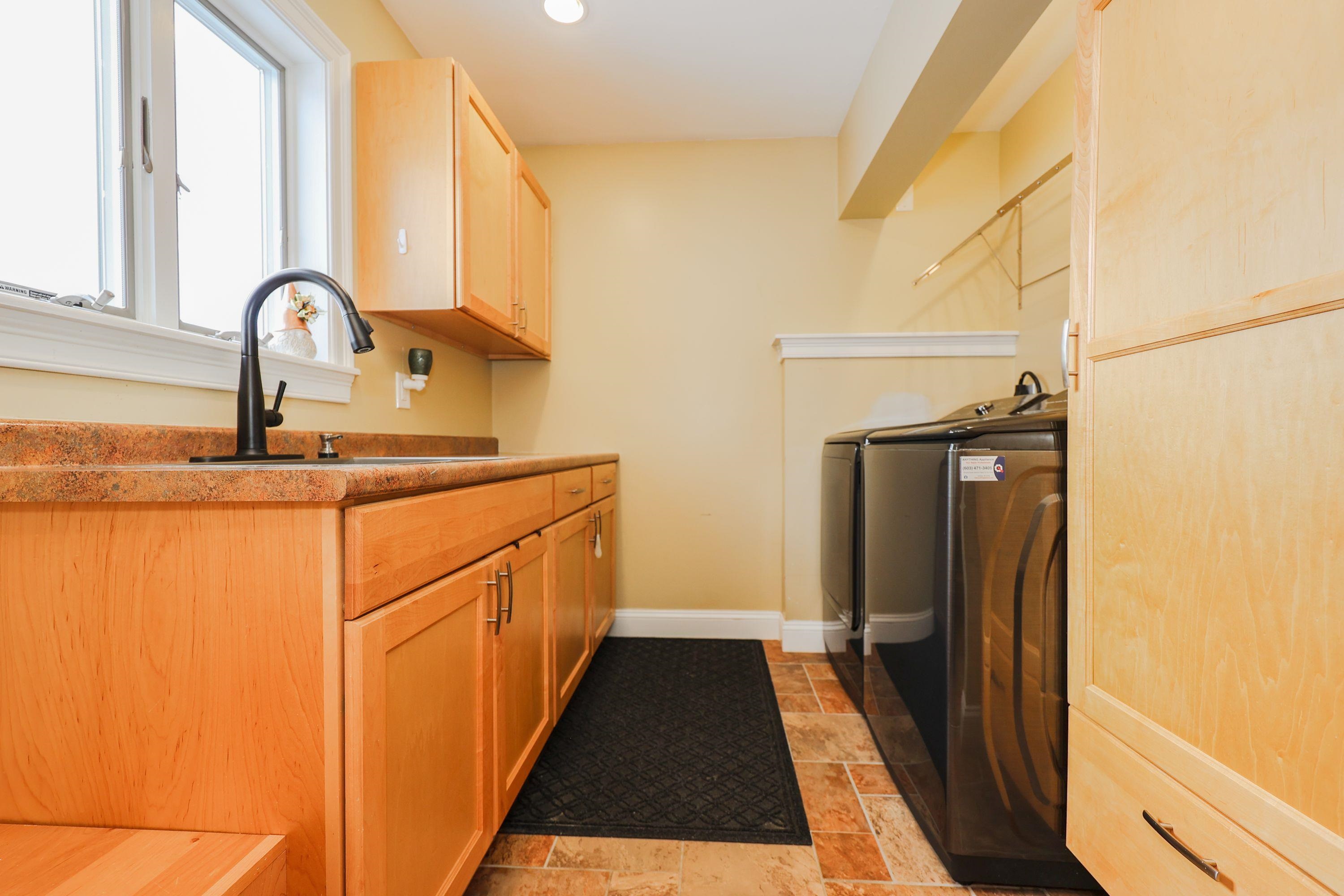 25 Spruce Lane Stratham, NH 03885 - Photo 32 of 40 Gallery Image 32