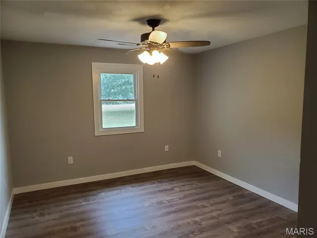 $240,000 | 2093 East County Highway 450, Sikeston, MO 63801