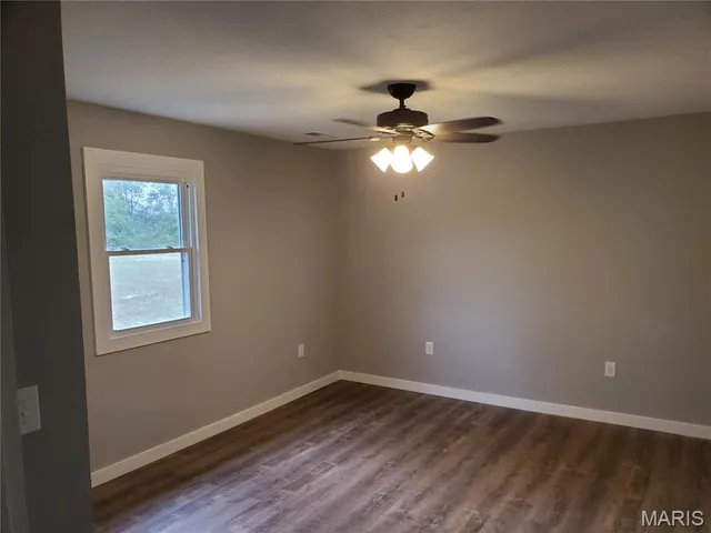 $240,000 | 2093 East County Highway 450, Sikeston, MO 63801