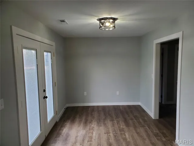 $240,000 | 2093 East County Highway 450, Sikeston, MO 63801