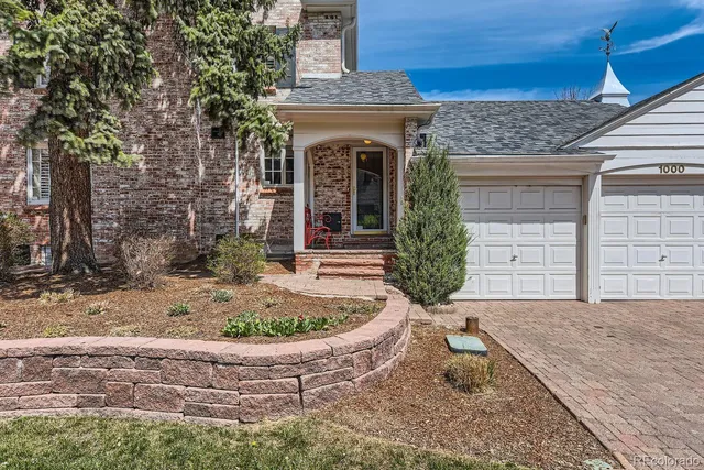 $5,600 | 1000 North Monaco St Parkway, Denver, CO 80220