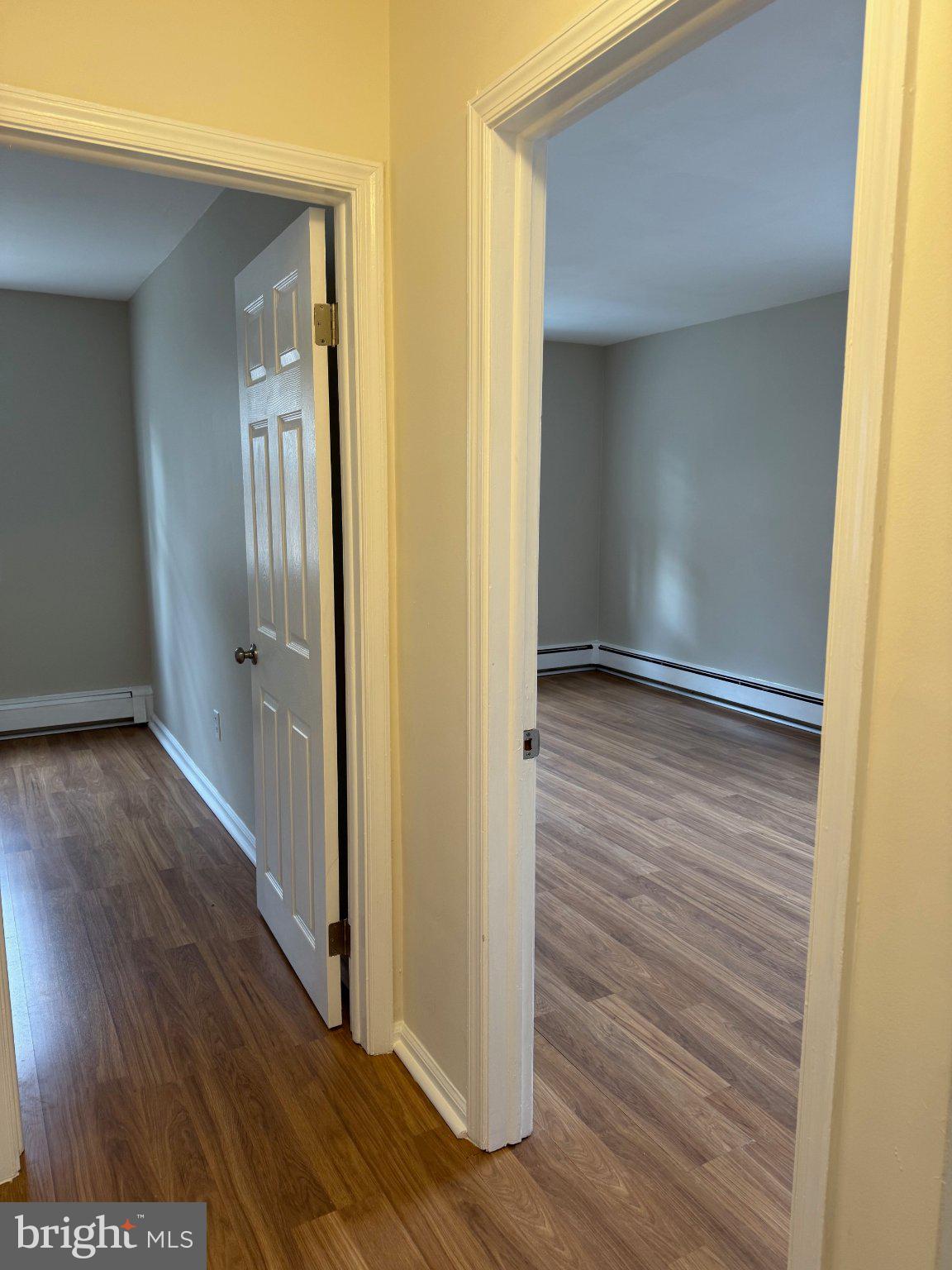 512 Stidman Drive, Unit D3 Springfield, PA 19064 - Photo 5 of 14 Inviting entryway to spacious rooms.