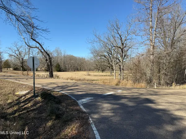 $745,000 | 1 Pinehaven Place, Clinton, MS 39056