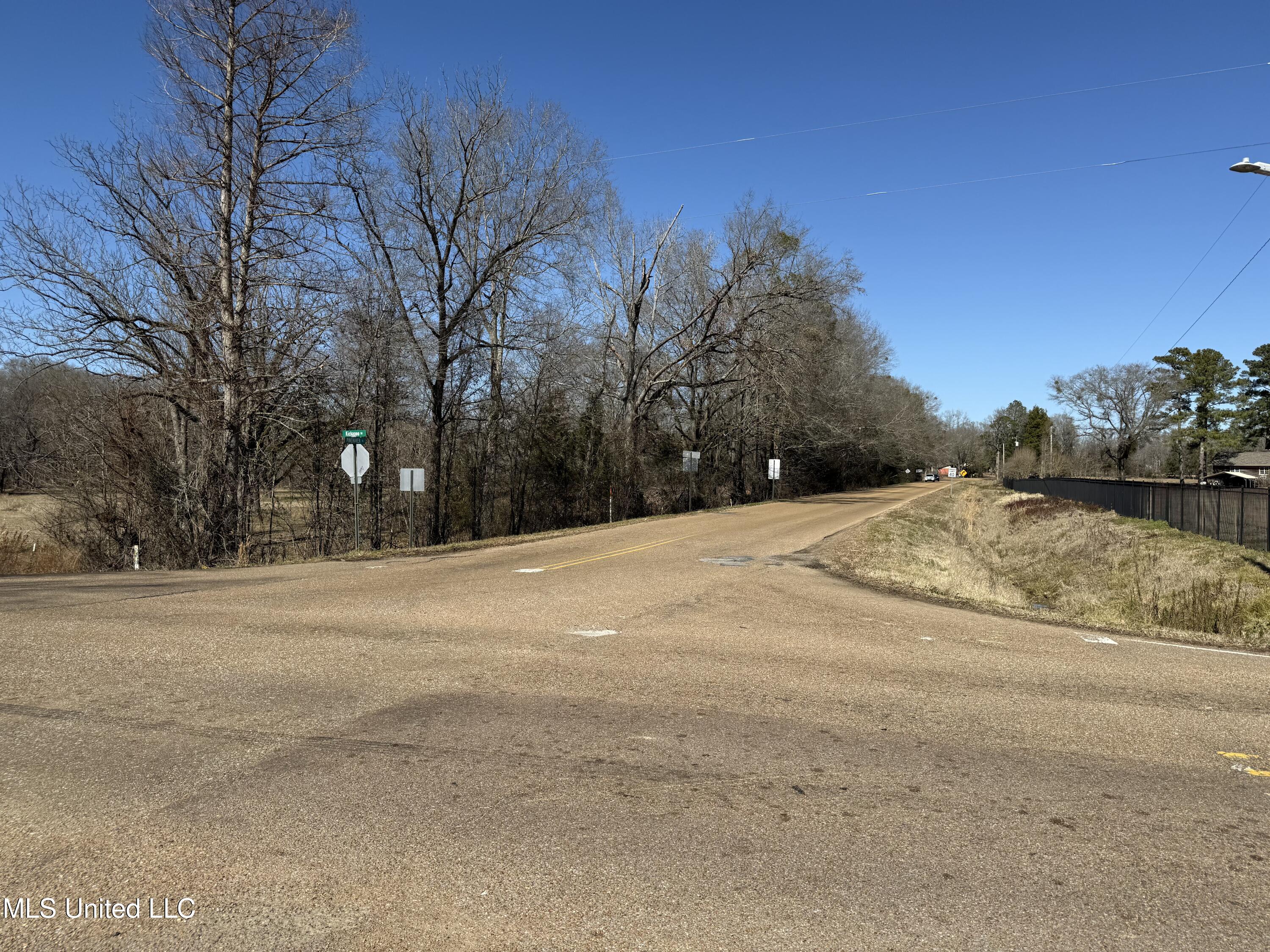 1 Pinehaven Place Clinton, MS 39056 - Photo 4 of 6 Cornerstone Photo 4