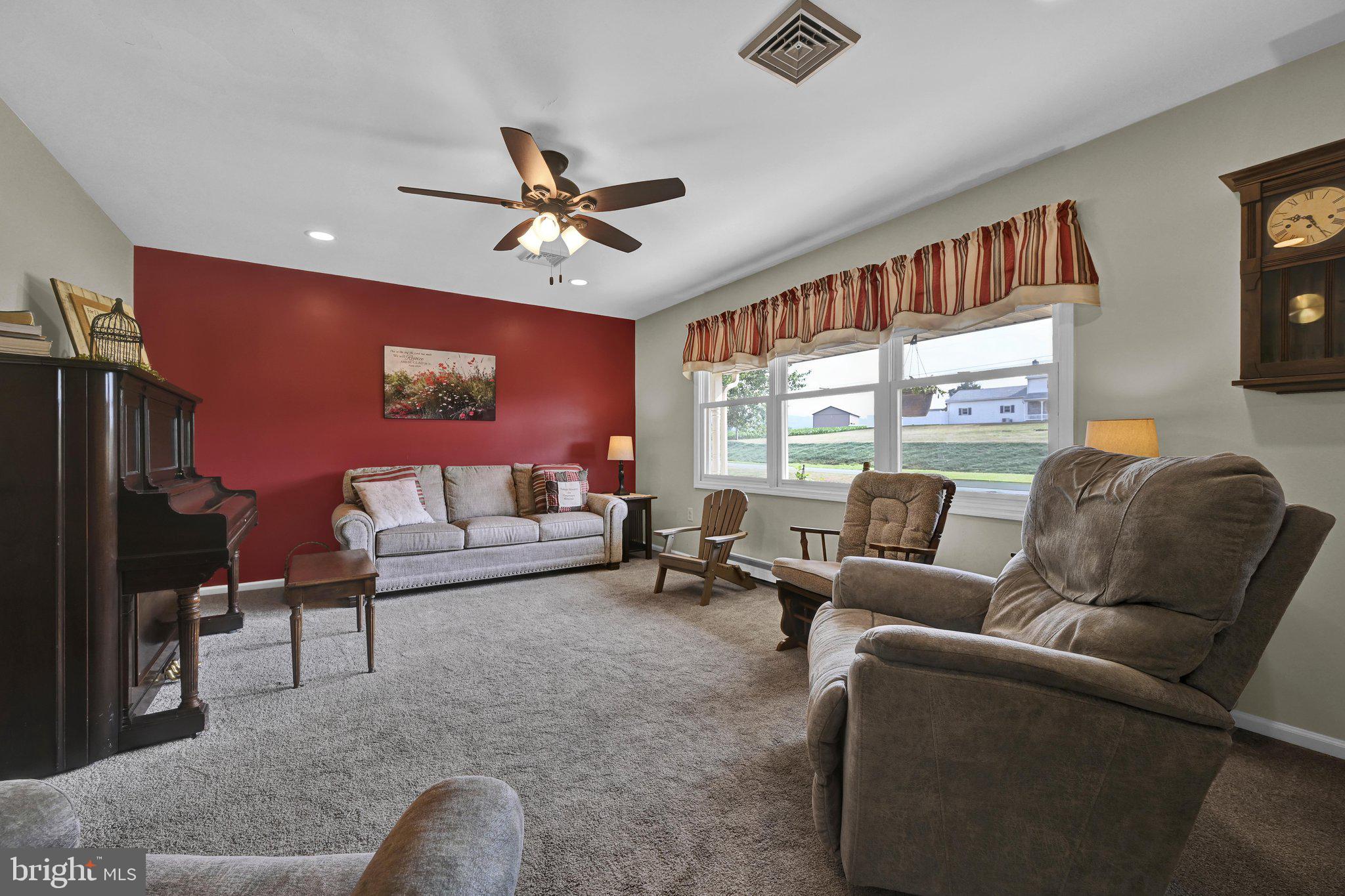 75 Hickory Road Denver, PA 17517 - Photo 13 of 50 Living Area