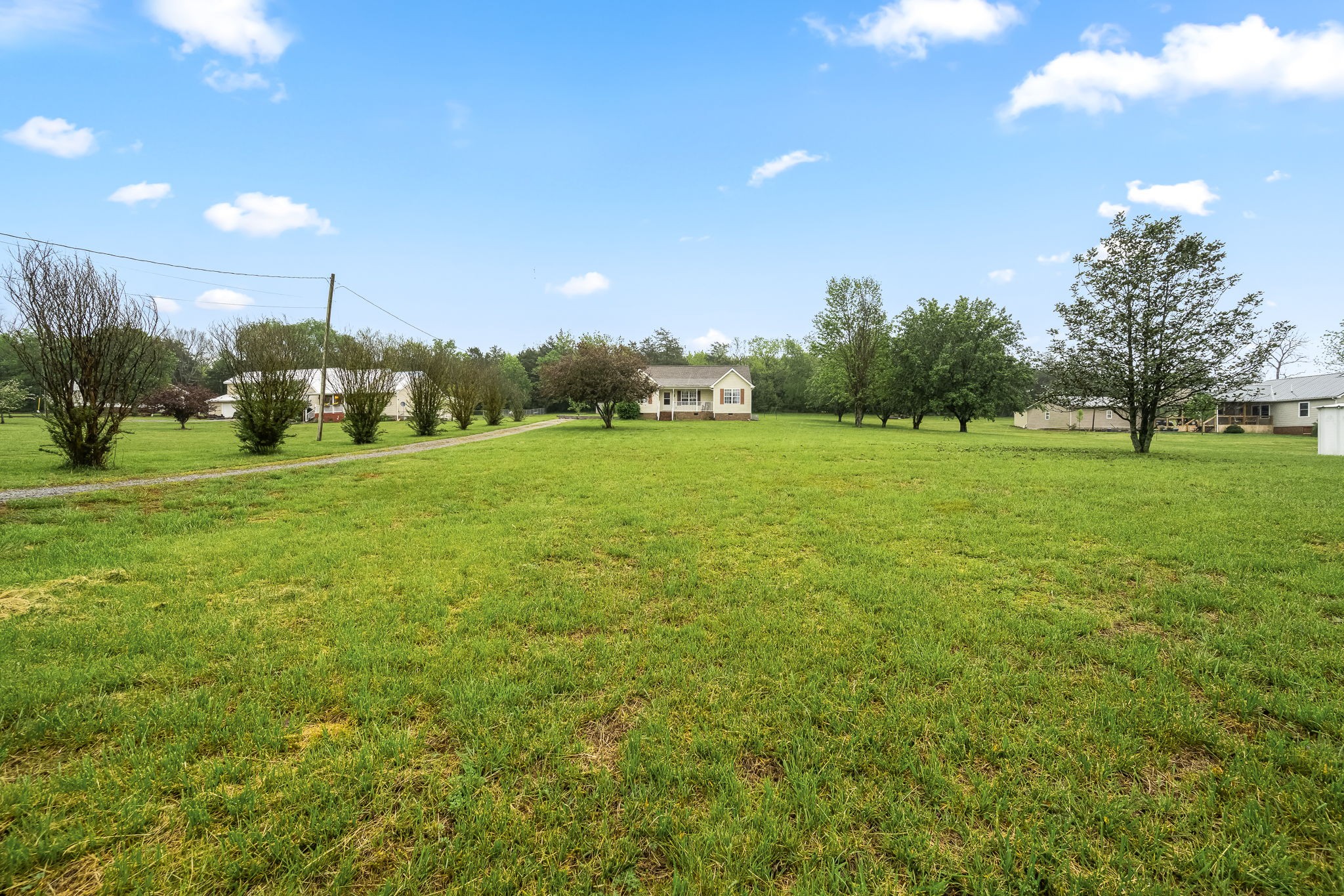 9 Volunteer Road Petersburg, TN 37144 - Photo 6 of 44 Gallery Image 6