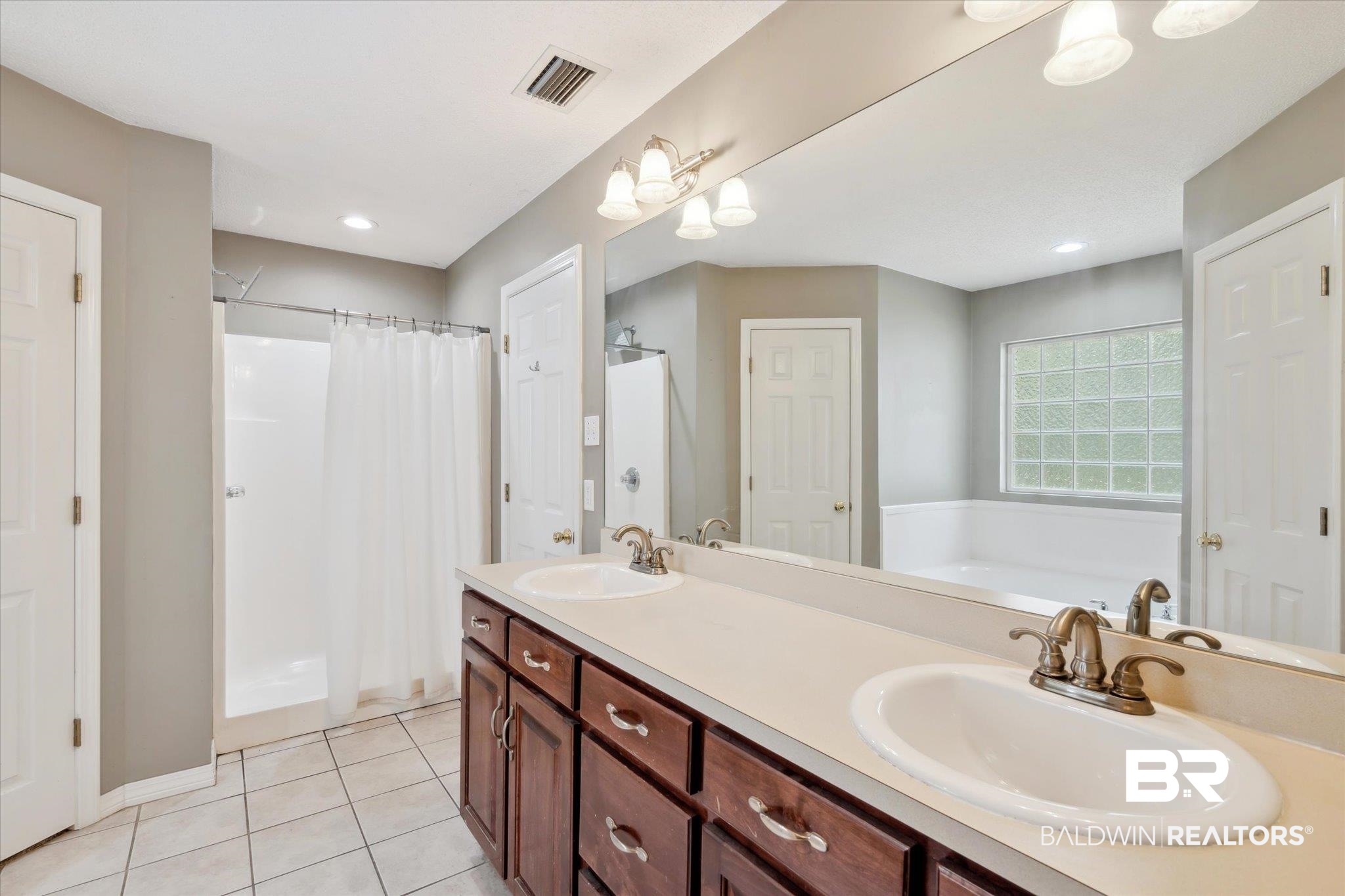 3469 Rowell Court Mobile, AL 36618 - Photo 12 of 20