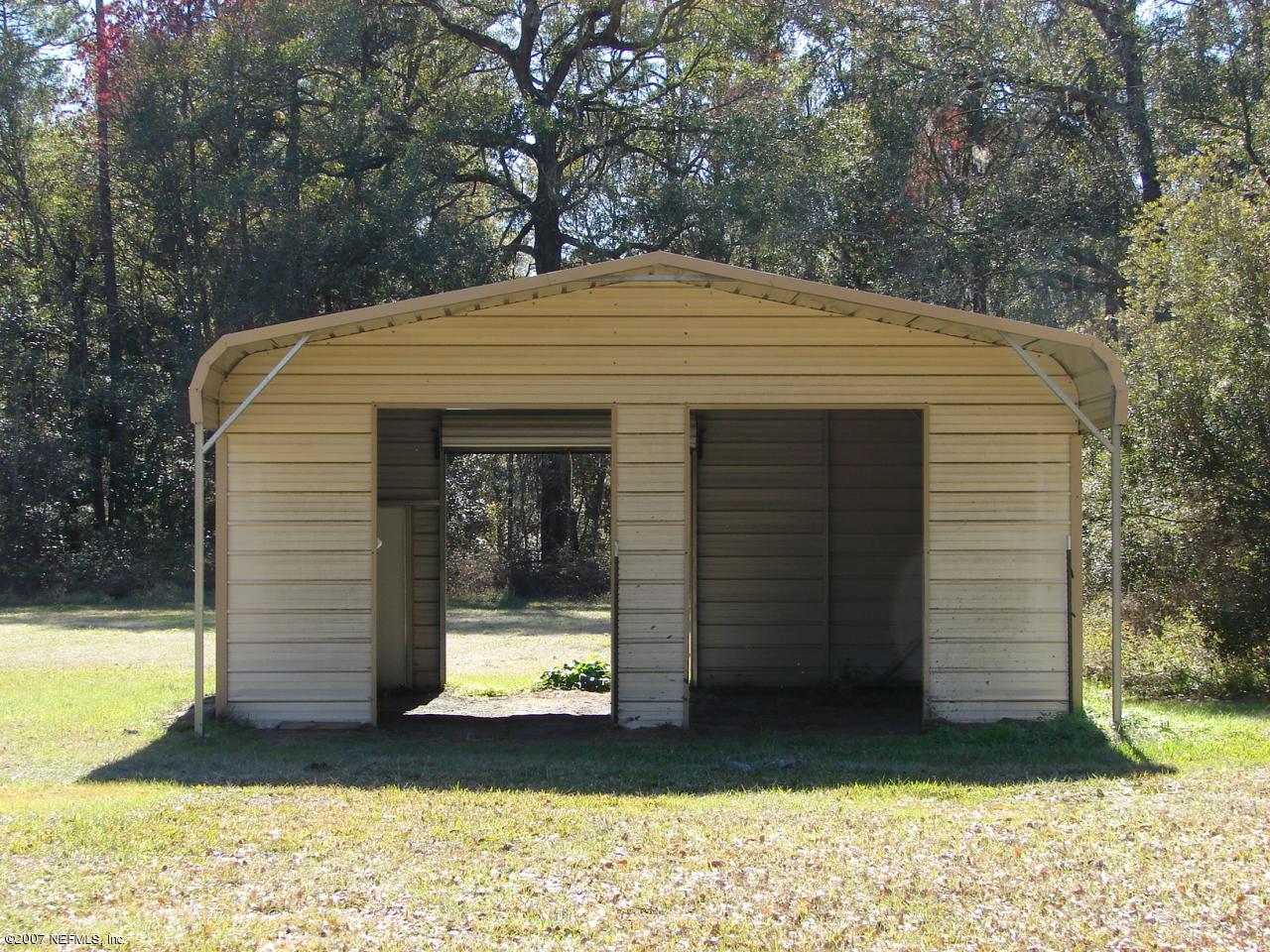 1056 Carter Road Lawtey, FL 32058 - Photo 14 of 16 Horse Barn