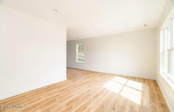 $2,250 | 1623 Francis Road, Knoxville, TN 37909