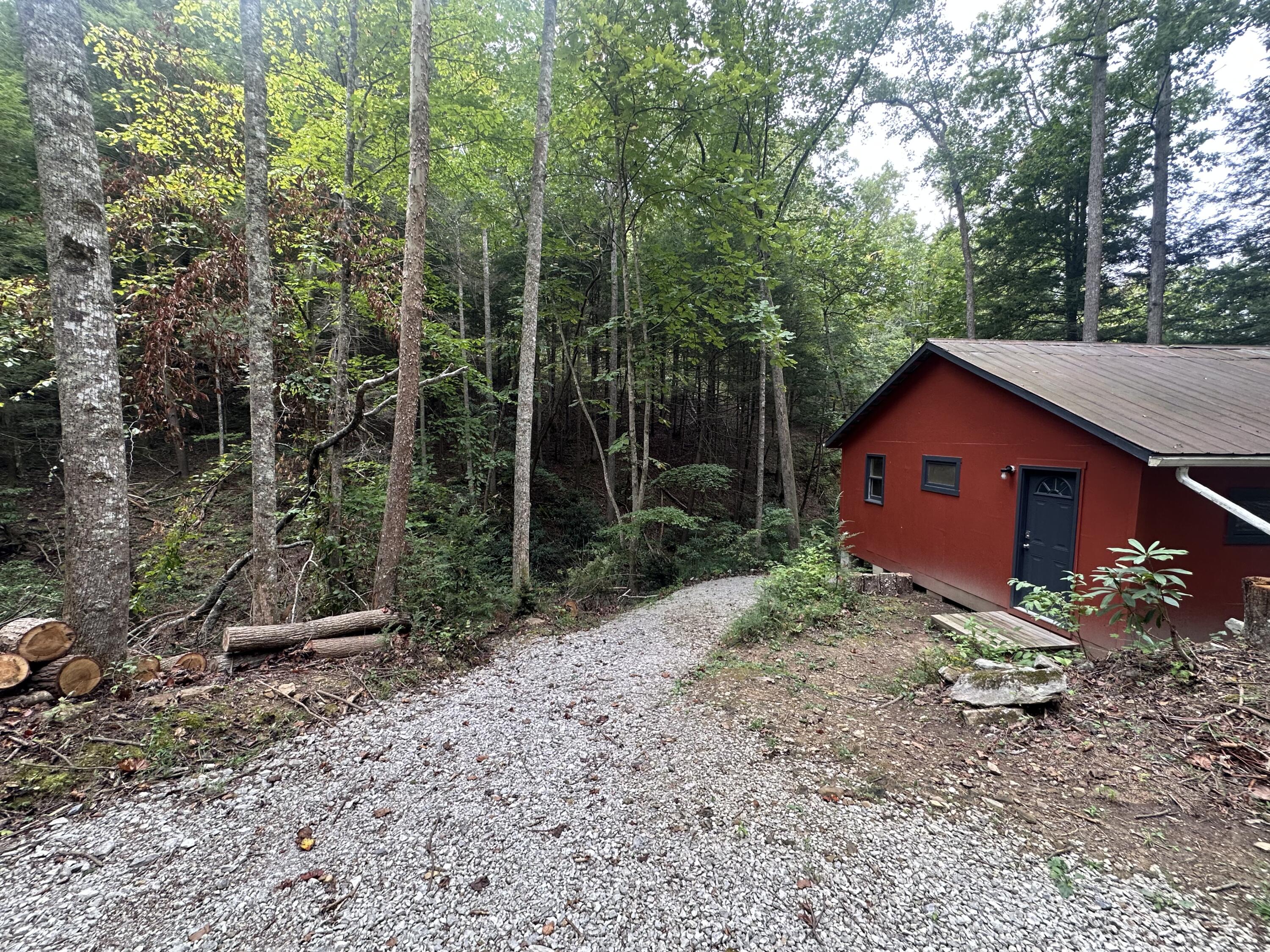 352 R Shell Circle London, KY 40741 - Photo 2 of 41 SCENIC