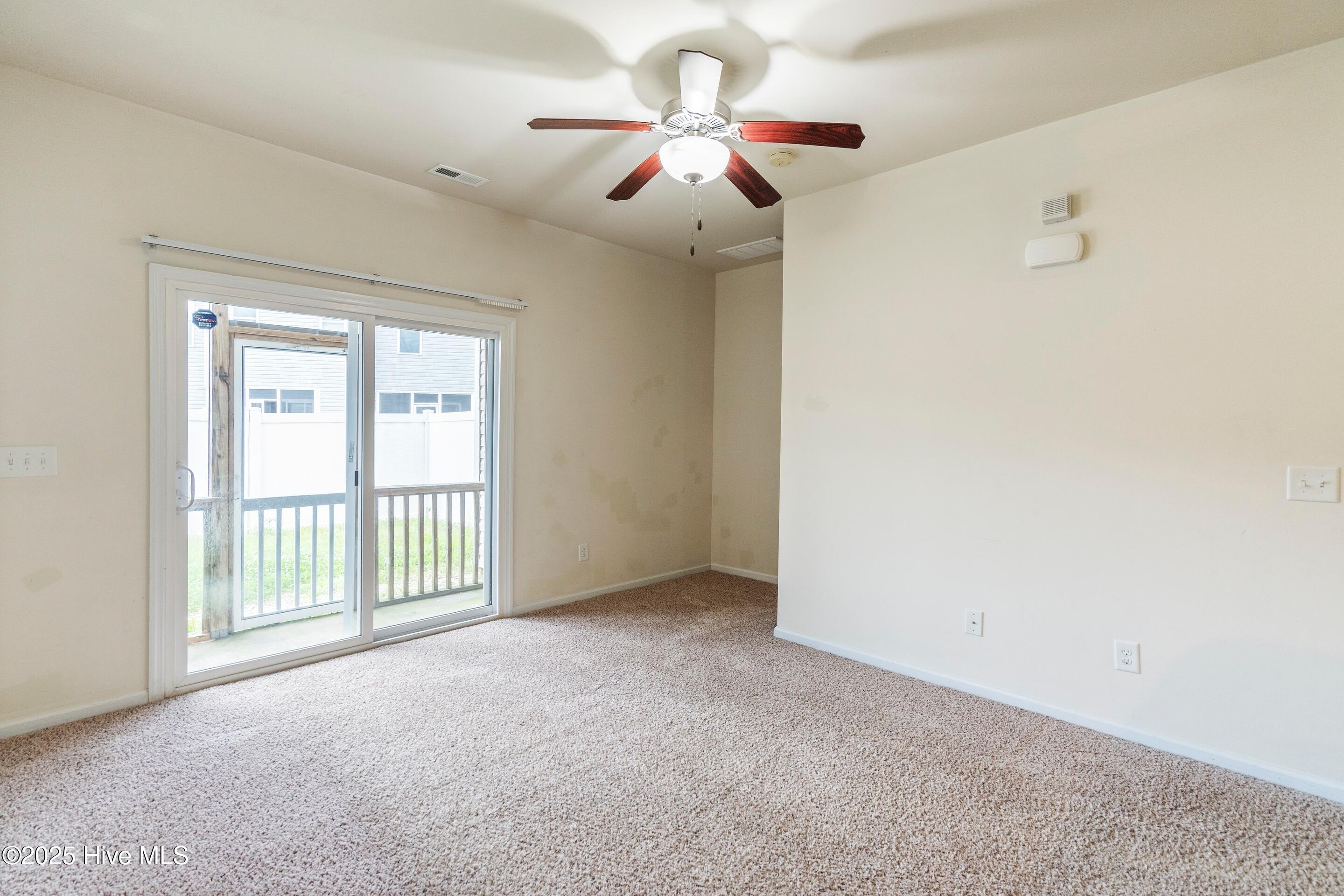 429 Caldwell Loop Jacksonville, NC 28546 - Photo 16 of 36 mls-DSC08841