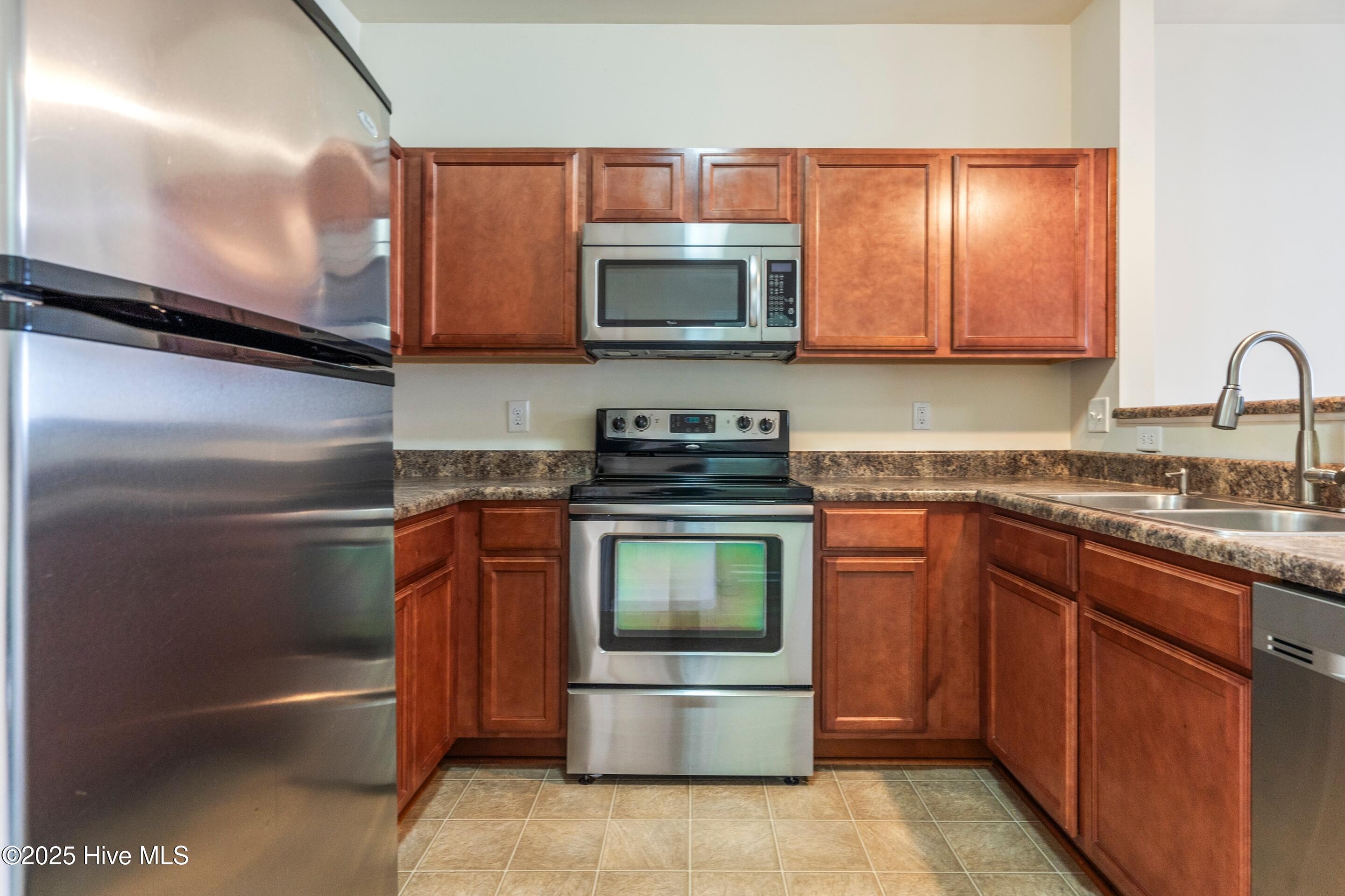 429 Caldwell Loop Jacksonville, NC 28546 - Photo 10 of 36 mls-DSC08791