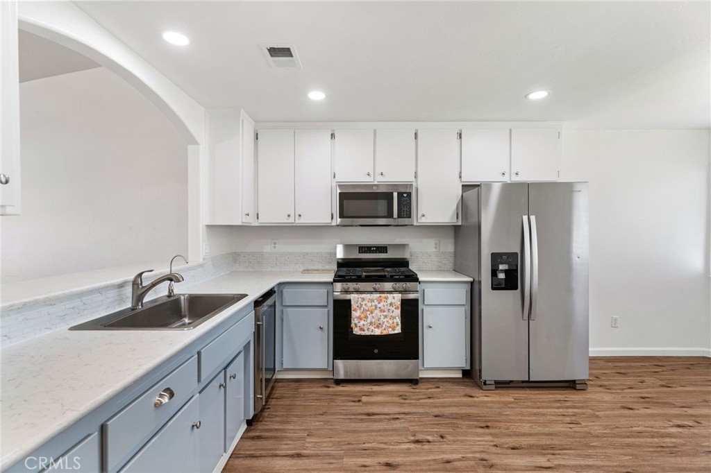 11719 Hageman Road Bakersfield, CA 93312 - Photo 13 of 40
