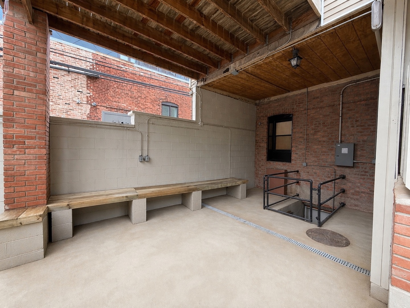 1014 West George Street, Unit 1 Chicago, IL 60657 - Photo 31 of 41