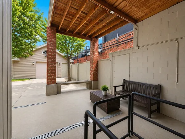 $4,500 | 1014 West George Street, Unit 1, Chicago, IL 60657