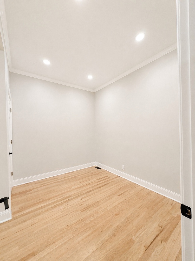 1014 West George Street, Unit 1 Chicago, IL 60657 - Photo 10 of 41