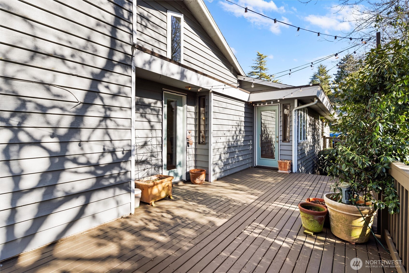 17989 Riviera Place Southwest Normandy Park, WA 98166 - Photo 18 of 39 Gallery Image 18