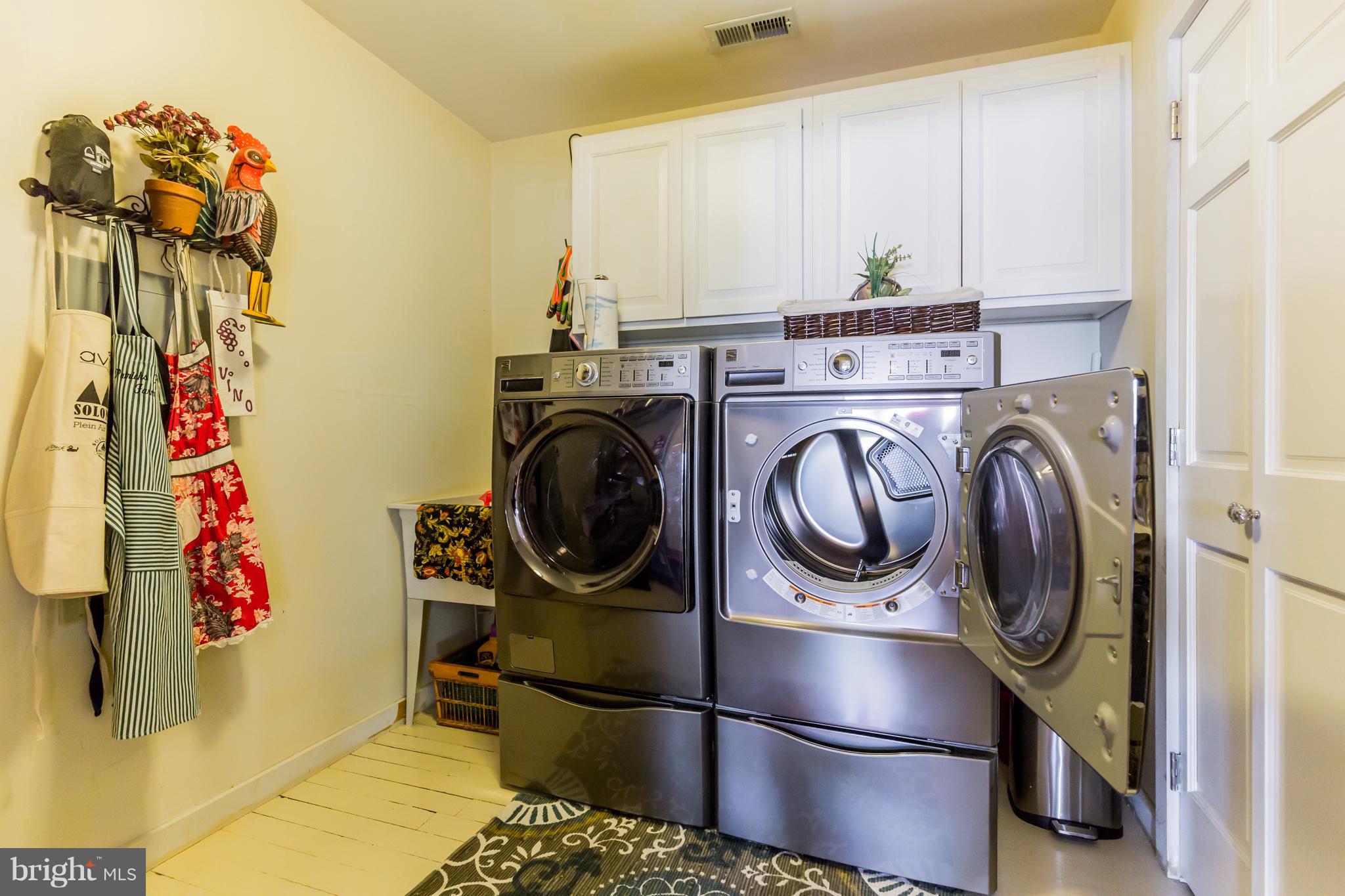 6155 Hallowing Point Road Prince Frederick, MD 20678 - Photo 21 of 29 a utility room with dryer and washer