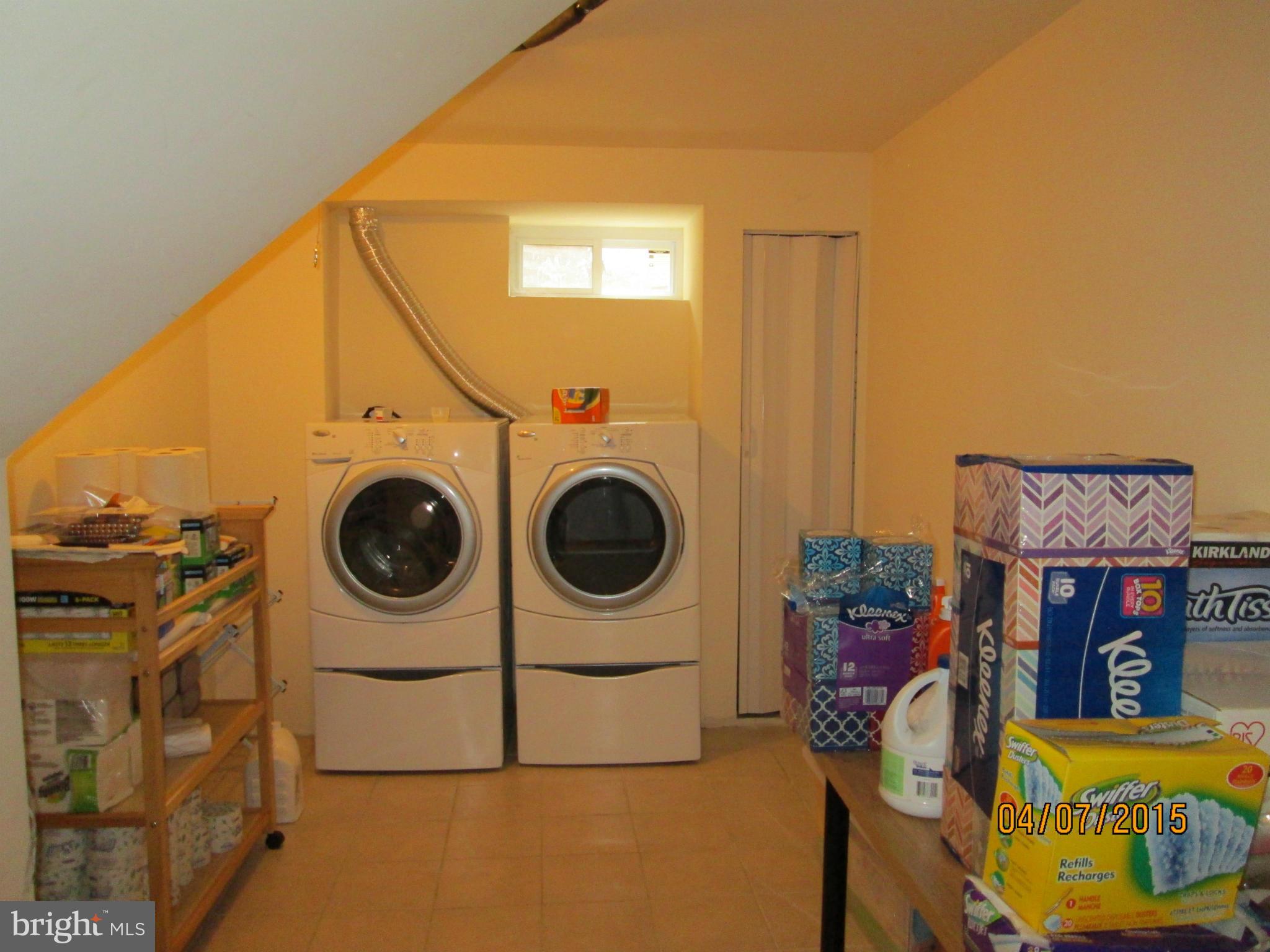 6617 Newington Road Lorton, VA 22079 - Photo 22 of 27 Laundry