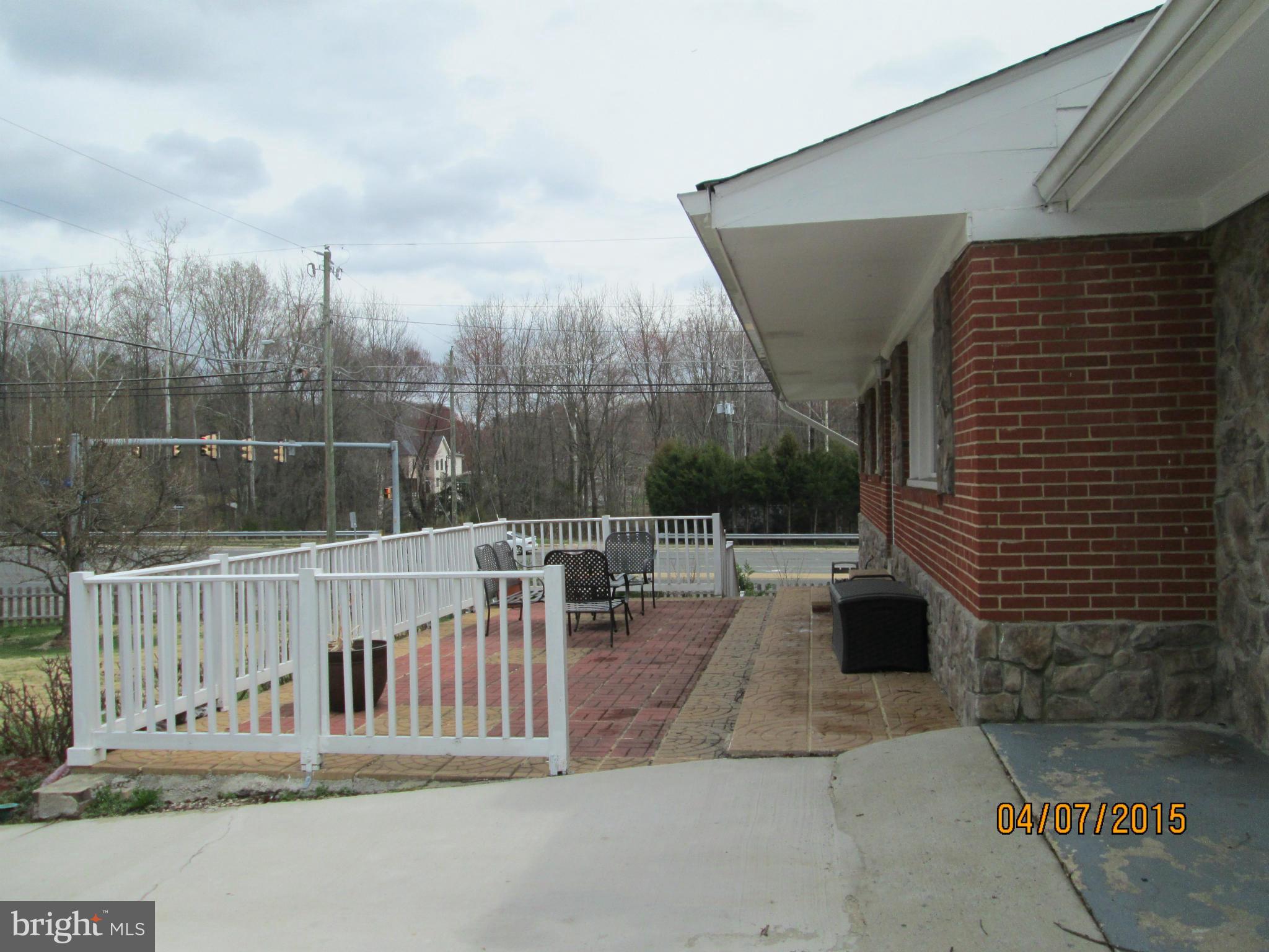 6617 Newington Road Lorton, VA 22079 - Photo 26 of 27 Exterior (Front)