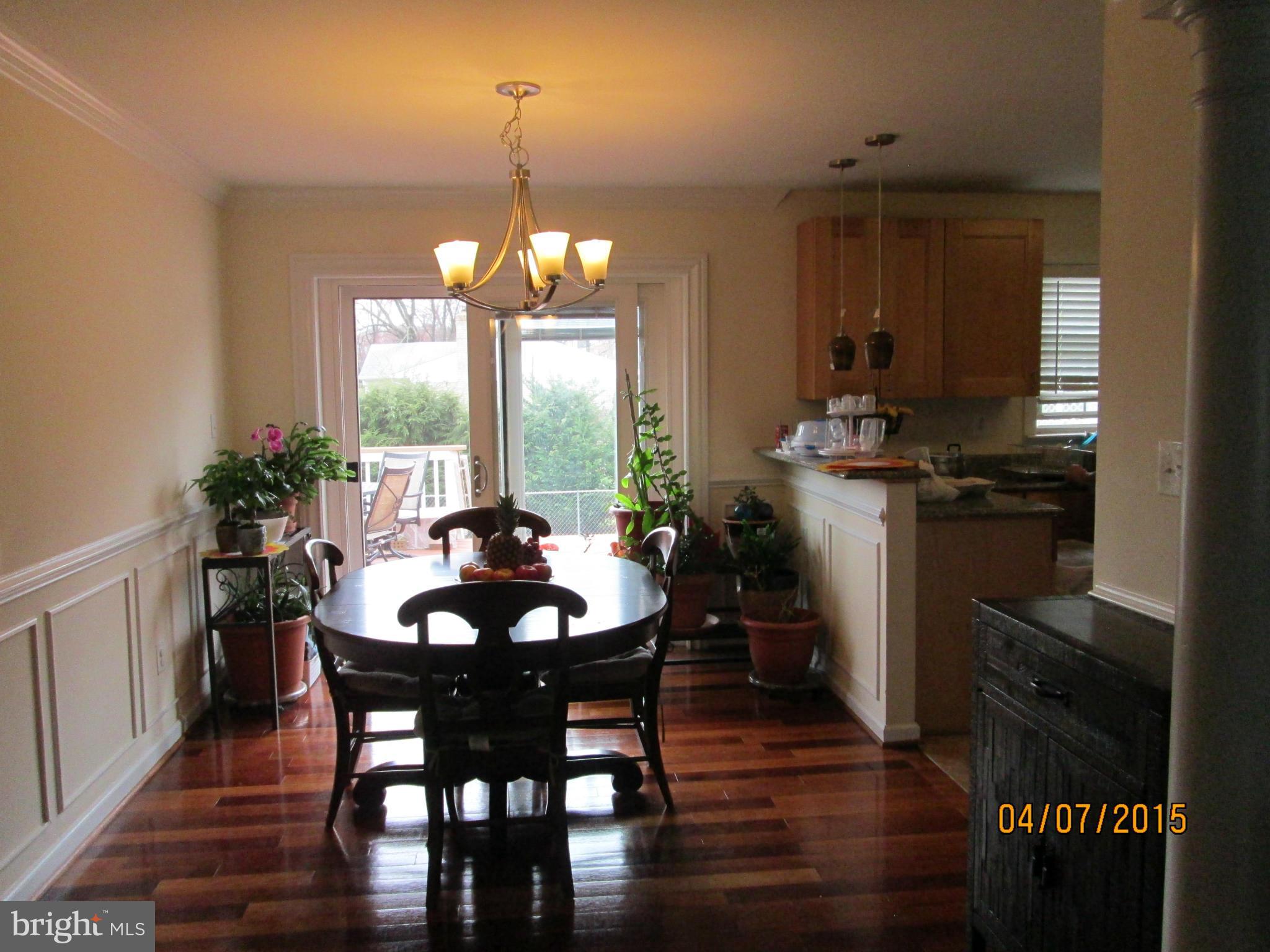 6617 Newington Road Lorton, VA 22079 - Photo 4 of 27 Dining Room