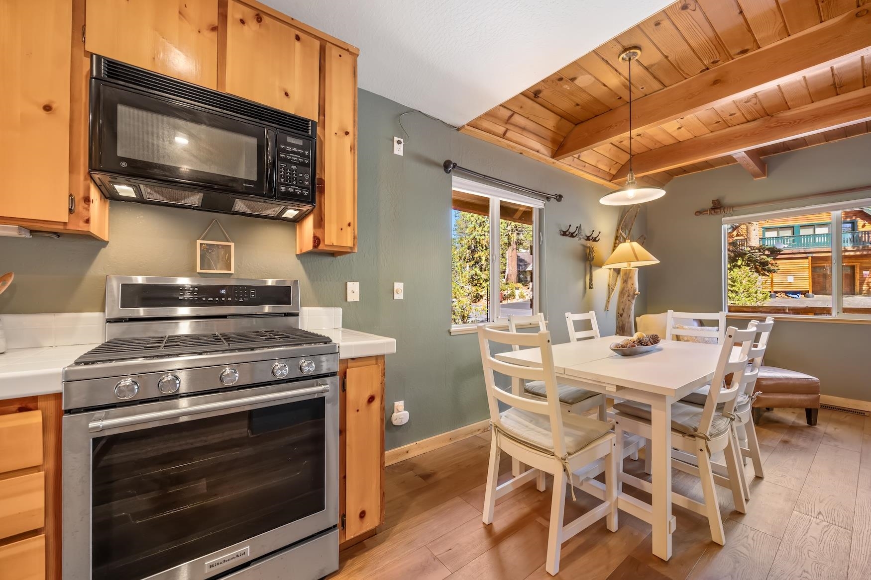 7305 Cascade Road Soda Springs, CA 95728 - Photo 12 of 28 Gallery Image 12