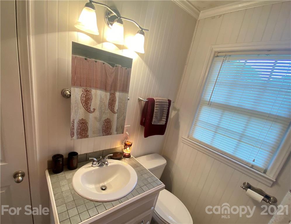1615 Linwood Road Gastonia, NC 28052 - Photo 22 of 25 Gallery Image 22