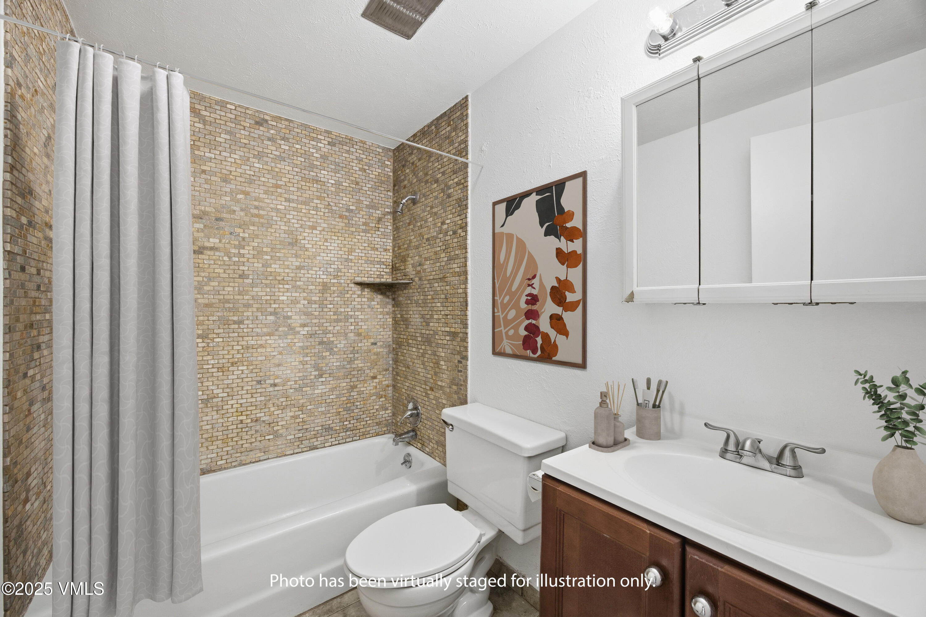 2099 Chamonix Lane, Unit 1C Vail, CO 81657 - Photo 7 of 29 Virtually Staged Bathroom