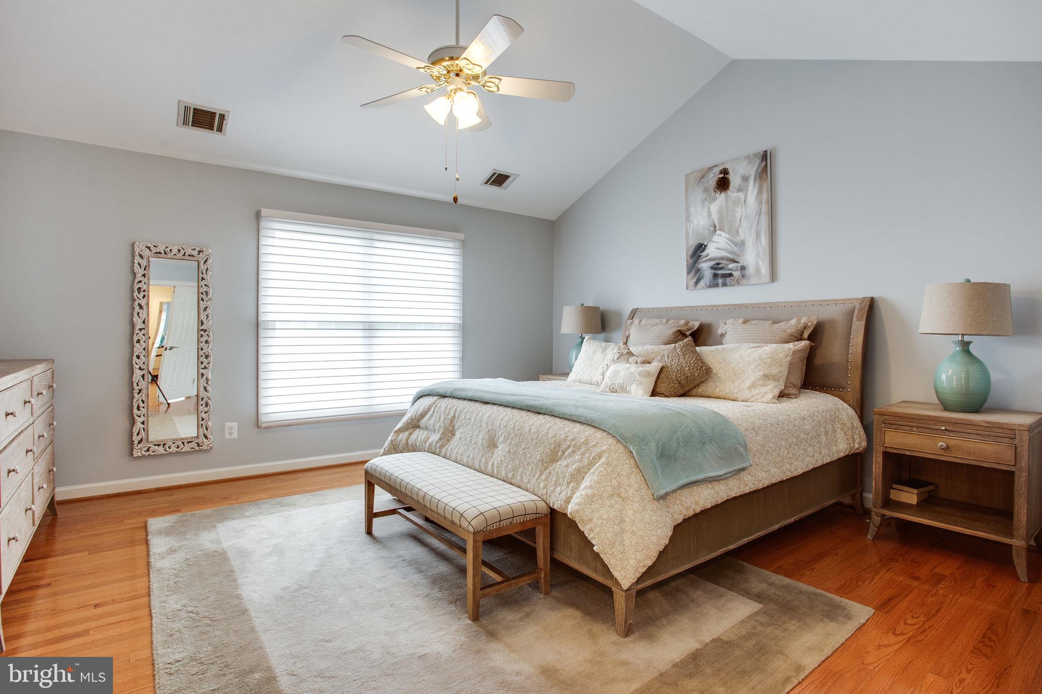 136 Roland Court Southwest Vienna, VA 22180 - Photo 36 of 67 Master Bedroom with walk in closet!