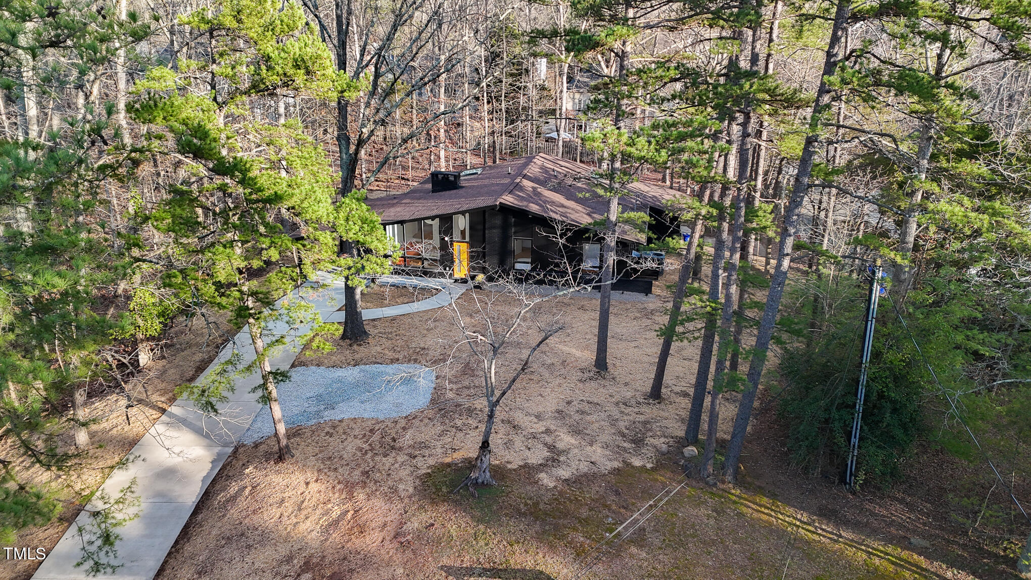 332 Erwin Road Chapel Hill, NC 27514 - Photo 32 of 35 a view of a chairs and tables in the backyard