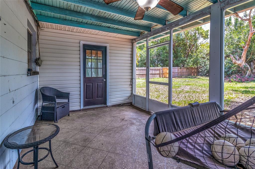 831 Lakeside Drive Largo, FL 33778 - Photo 39 of 43