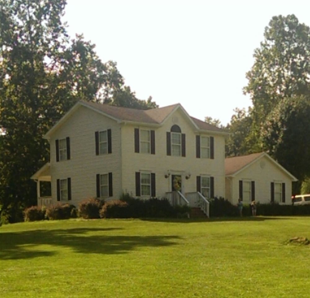 191 West Meadowbrook Road Ashland, KY 41102 - Photo 1 of 1
