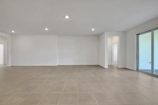 $498,990 | 10701 Suncrest Loop Port Street, Fort Pierce, FL 34945