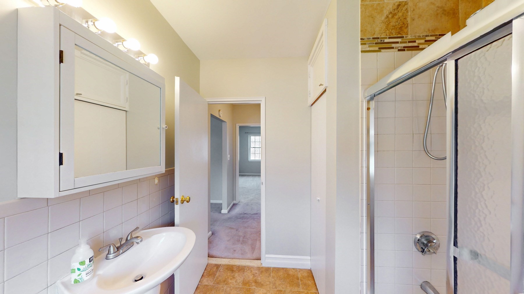 137 Lake Shore Road, Unit 4 Boston, MA 02135 - Photo 16 of 23 Gallery Image 16