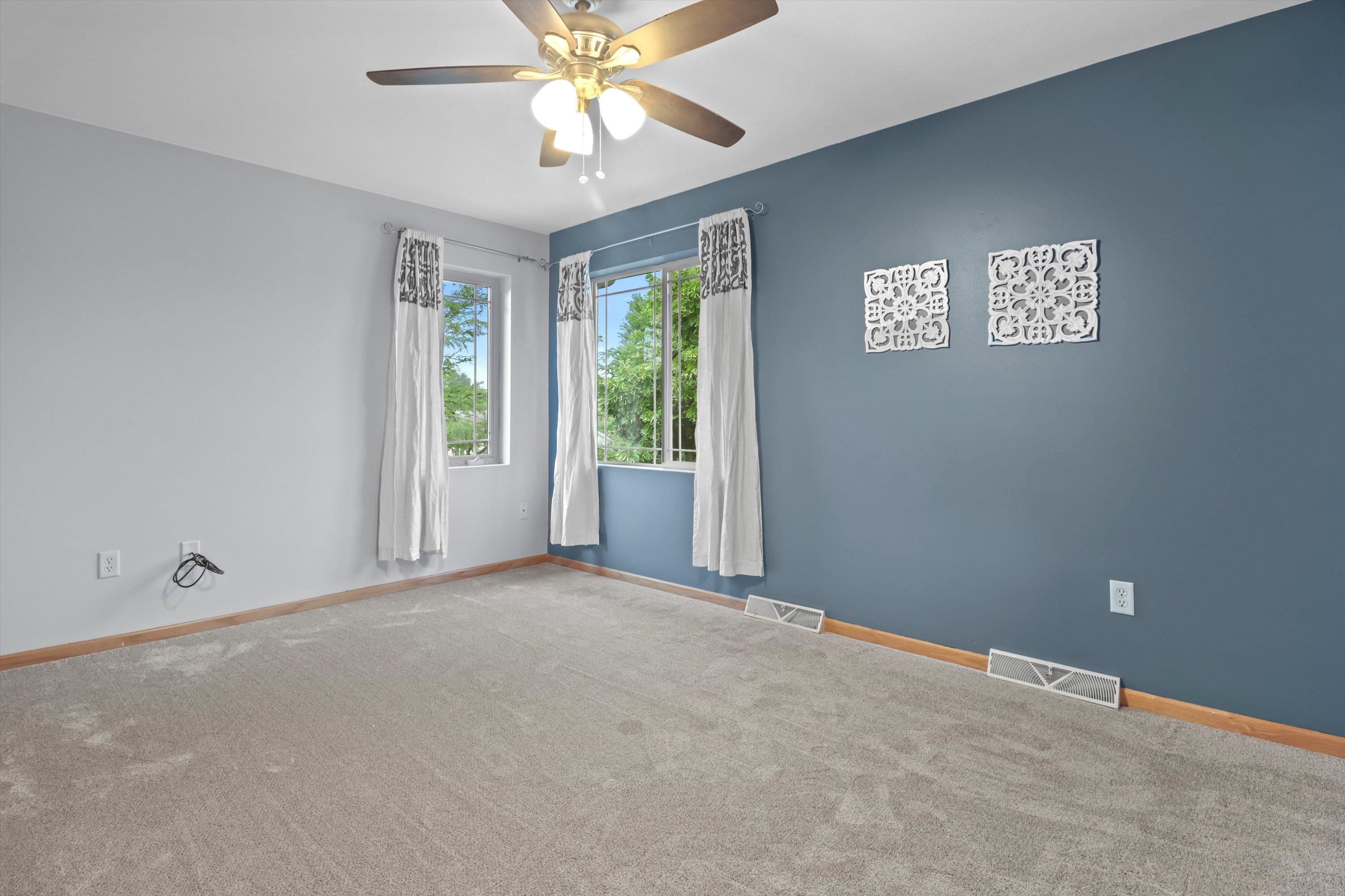 562 Lexington Drive Oregon, WI 53575 - Photo 15 of 35