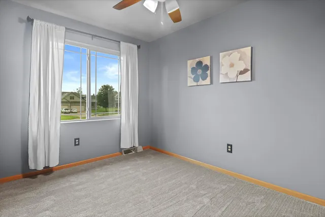 $385,000 | 562 Lexington Drive, Oregon, WI 53575