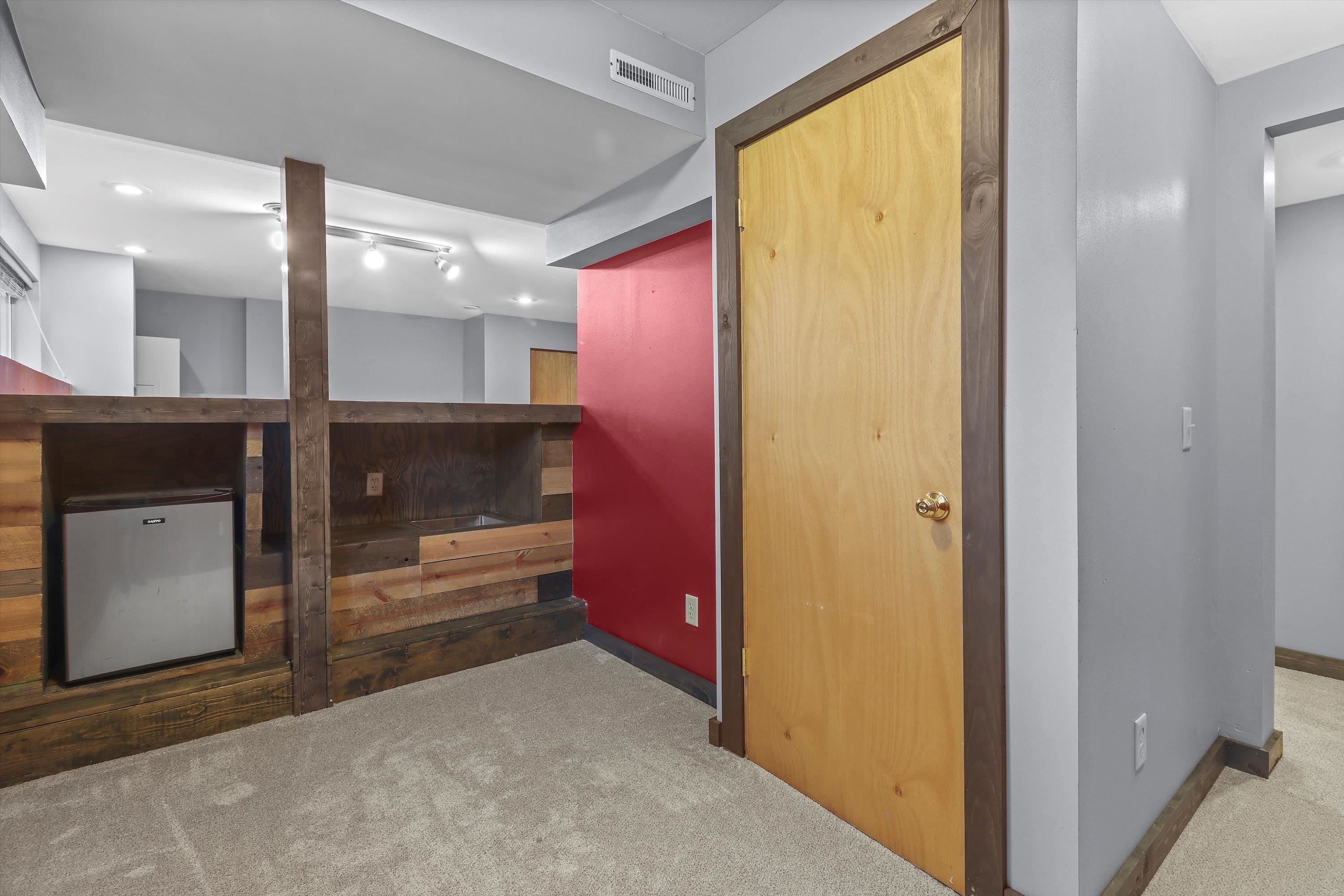 562 Lexington Drive Oregon, WI 53575 - Photo 27 of 35