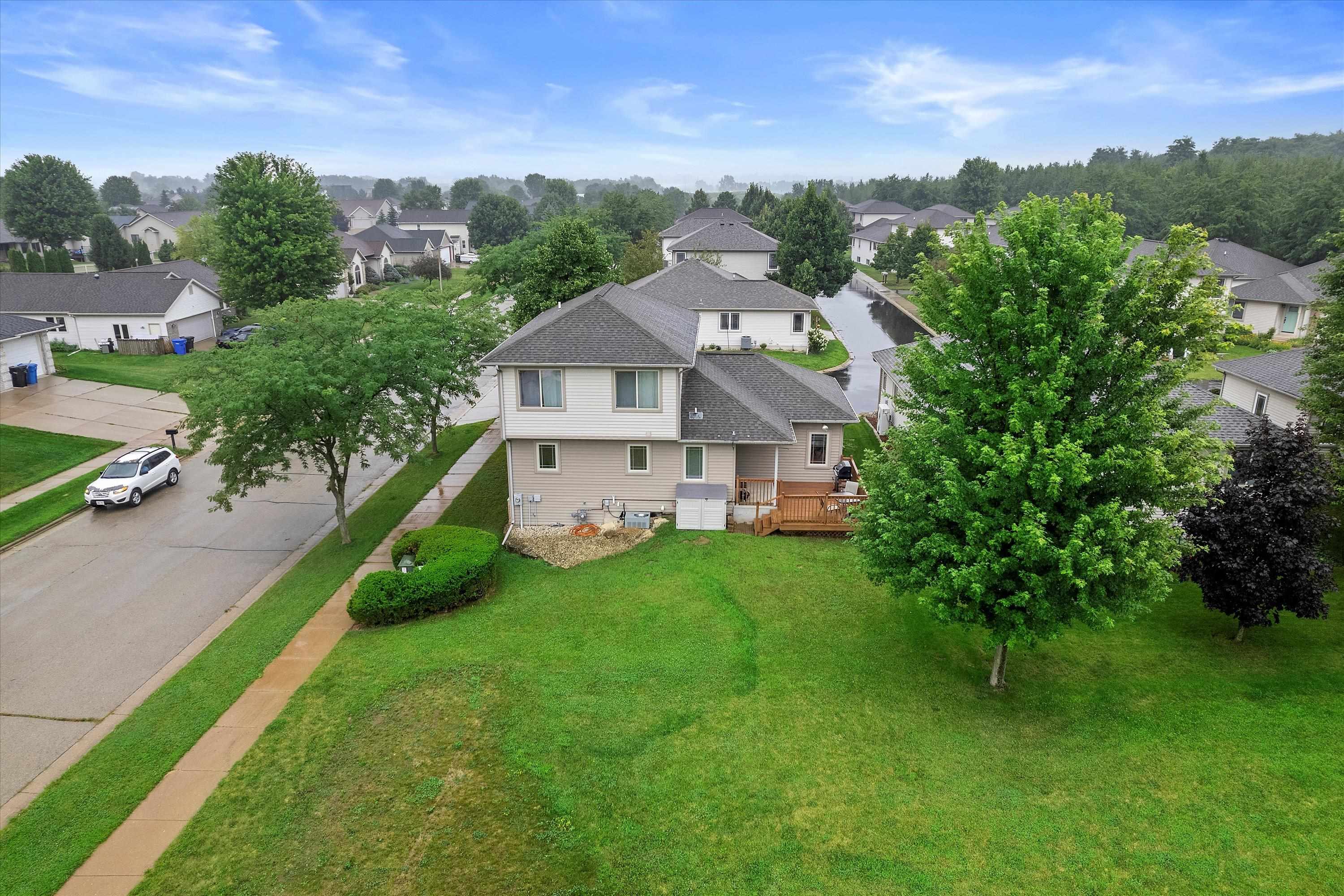 562 Lexington Drive Oregon, WI 53575 - Photo 31 of 35