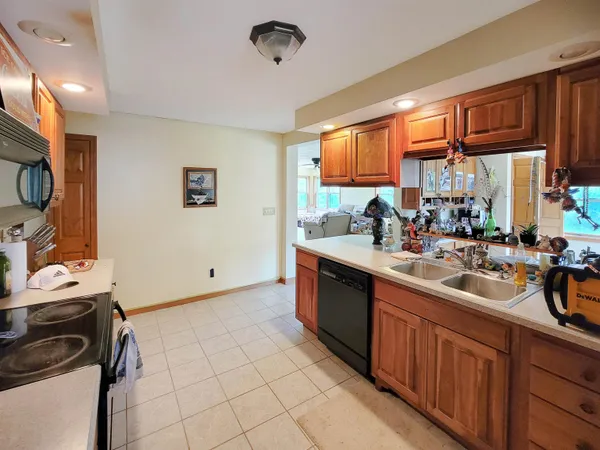 $318,000 | 4459 West Stagecoach Trail, Galena, IL 61036