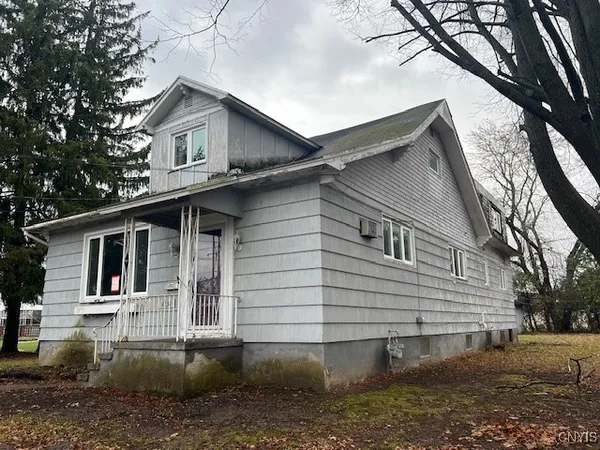 $149,000 | 1235 Hammond Avenue, Unit 2, Utica, NY 13501