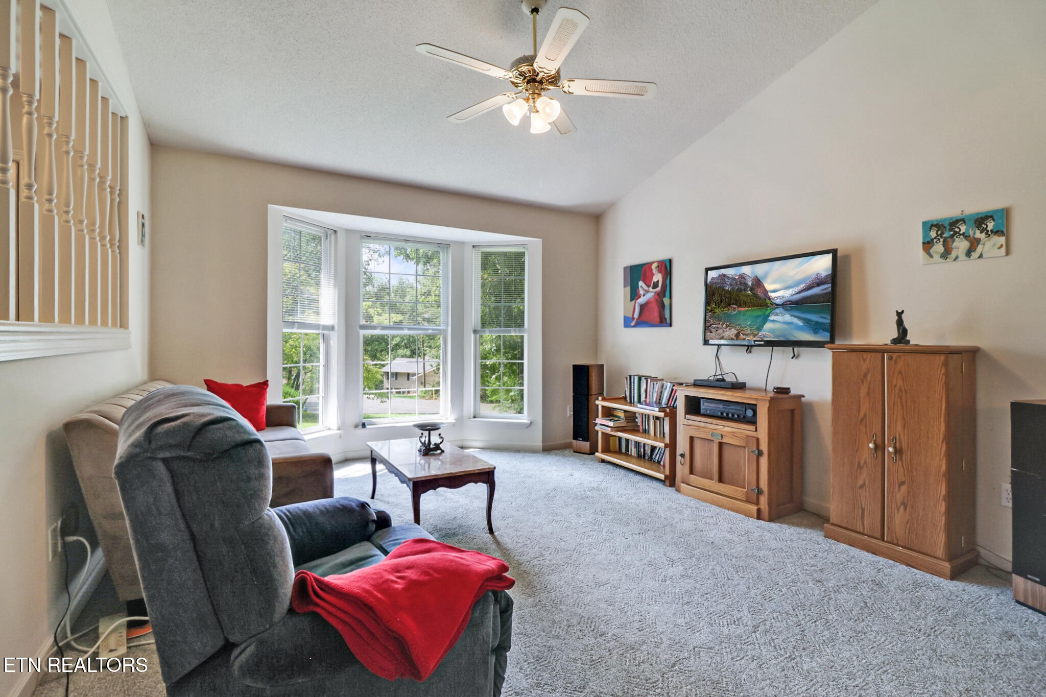 101 Ashdown Lane Crossville, TN 38558 - Photo 13 of 34 a living room with furniture and a window