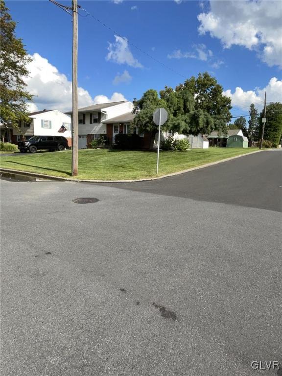 3096 Essex Road Allentown, PA 18103 - Photo 2 of 20