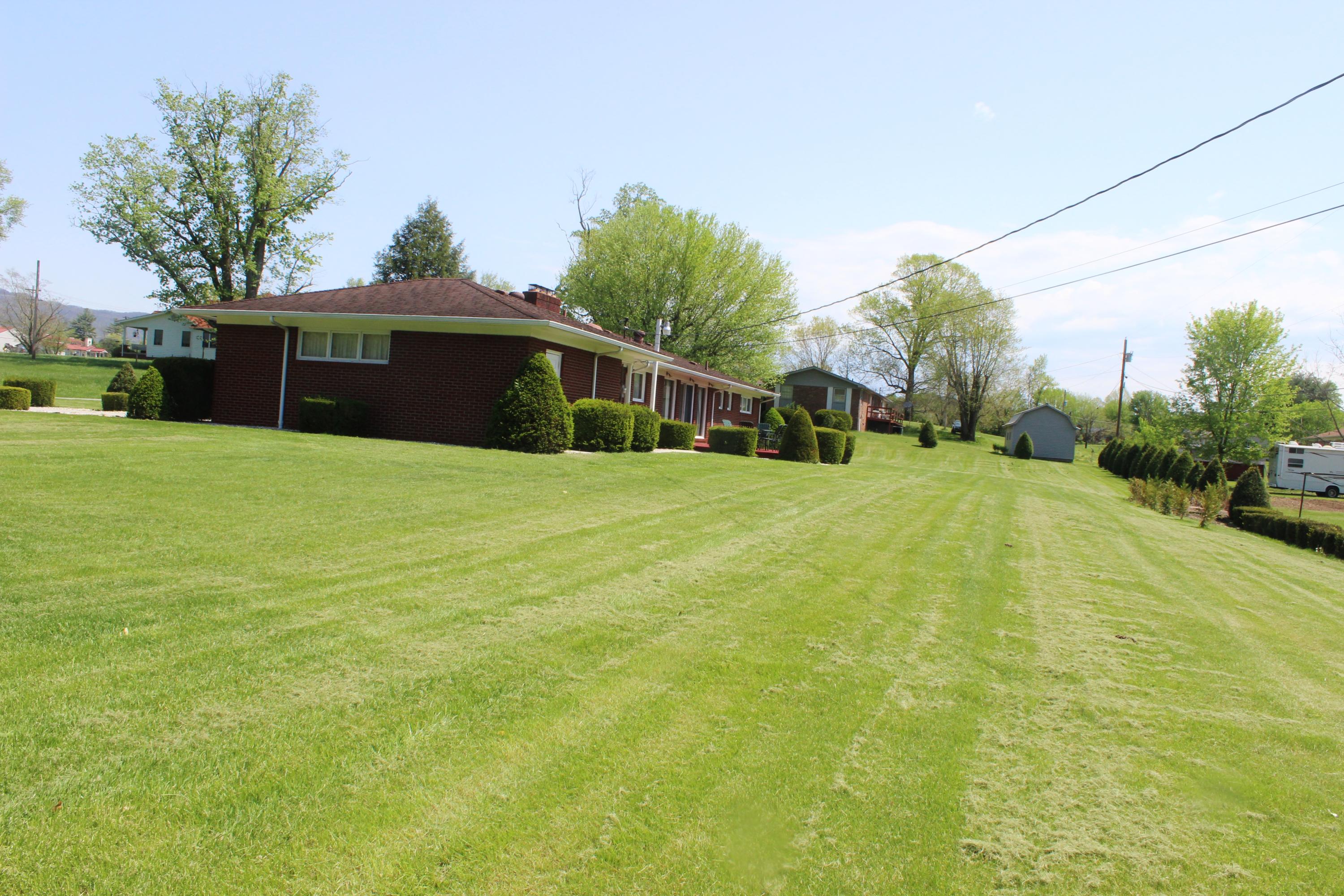 295 Shetland Road La Follette, TN 37766 - Photo 33 of 39 Yard