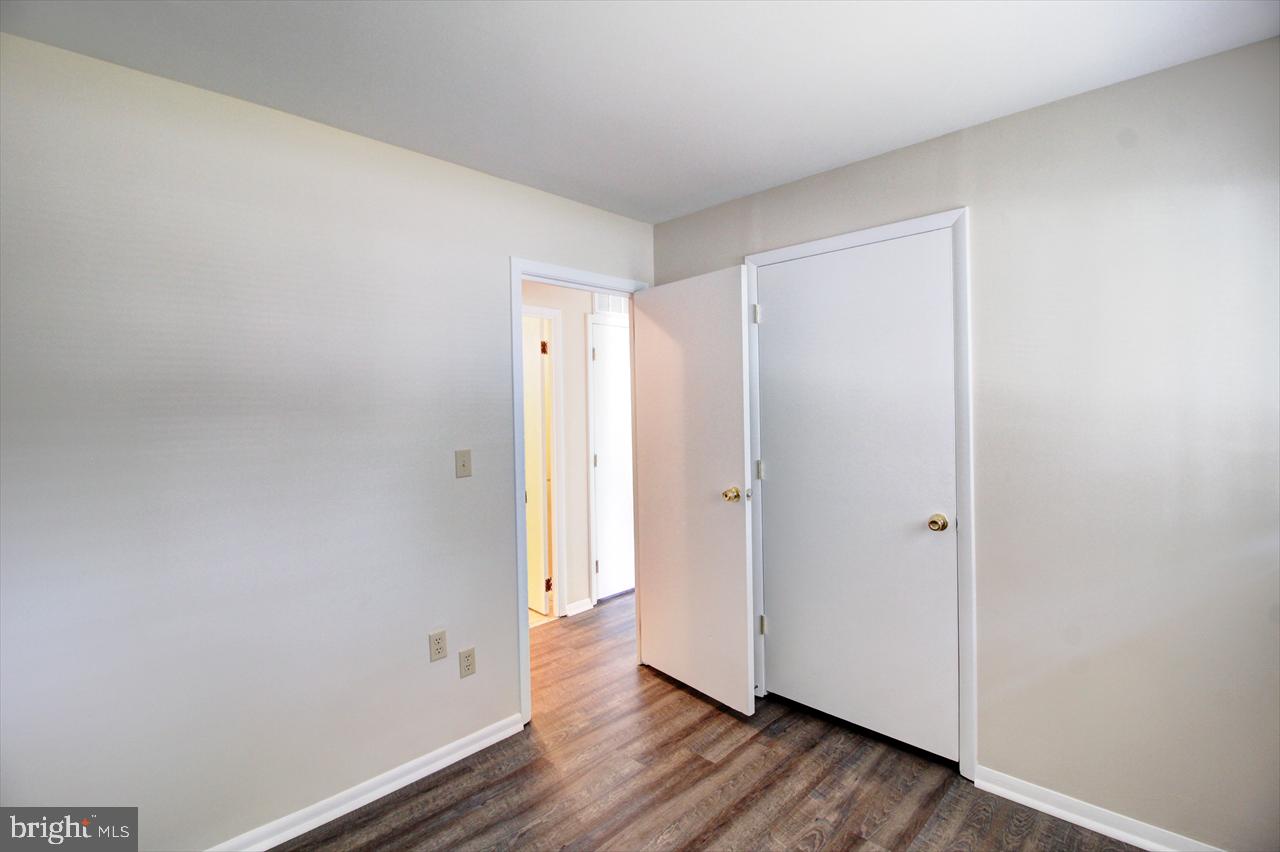 285 Pinoak Drive Frederick, MD 21701 - Photo 12 of 18