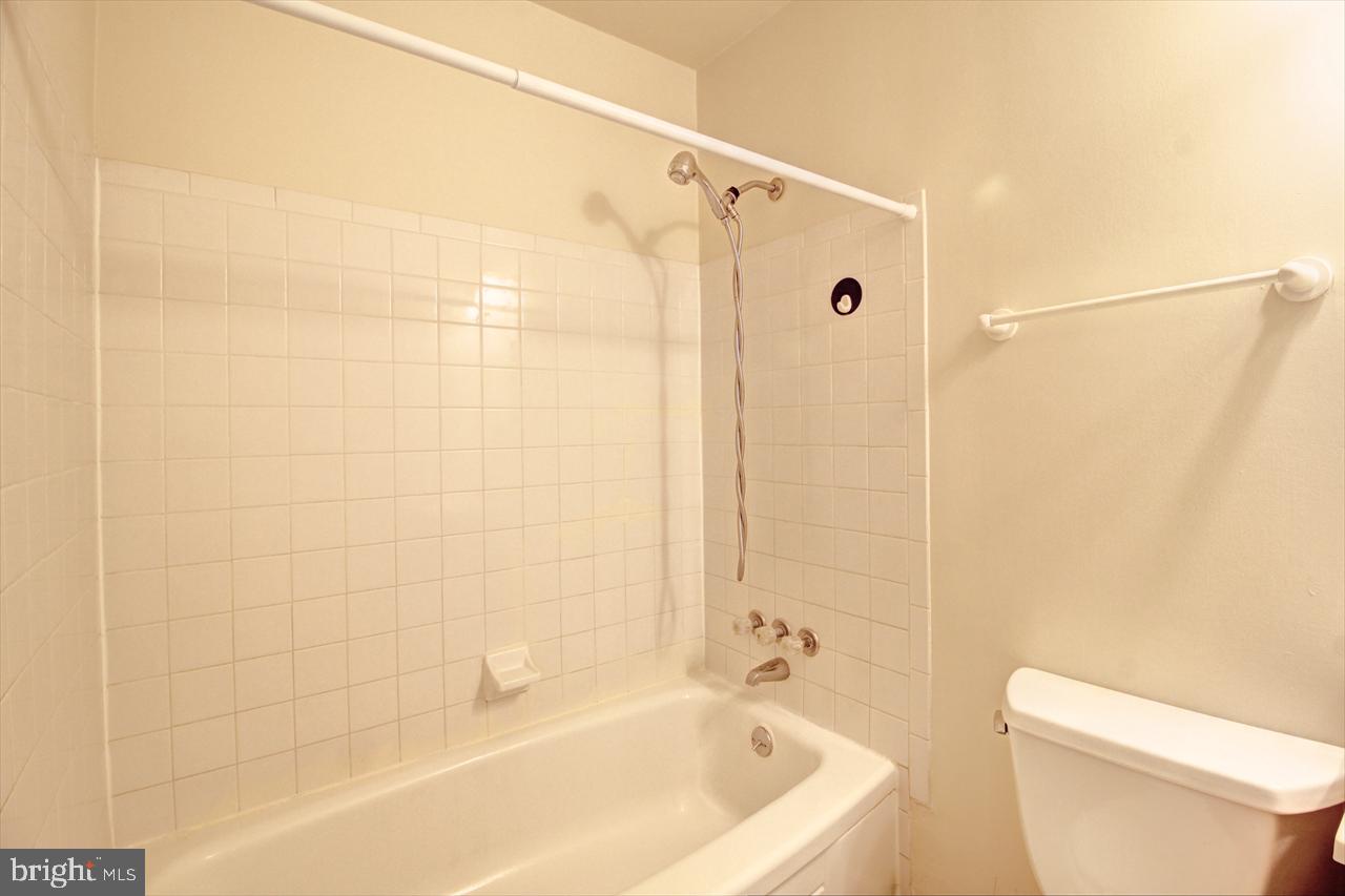 285 Pinoak Drive Frederick, MD 21701 - Photo 15 of 18